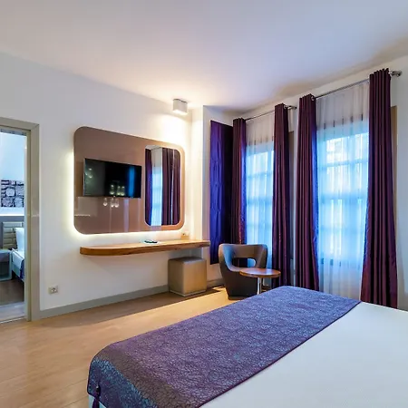 Marina Hotel 3*